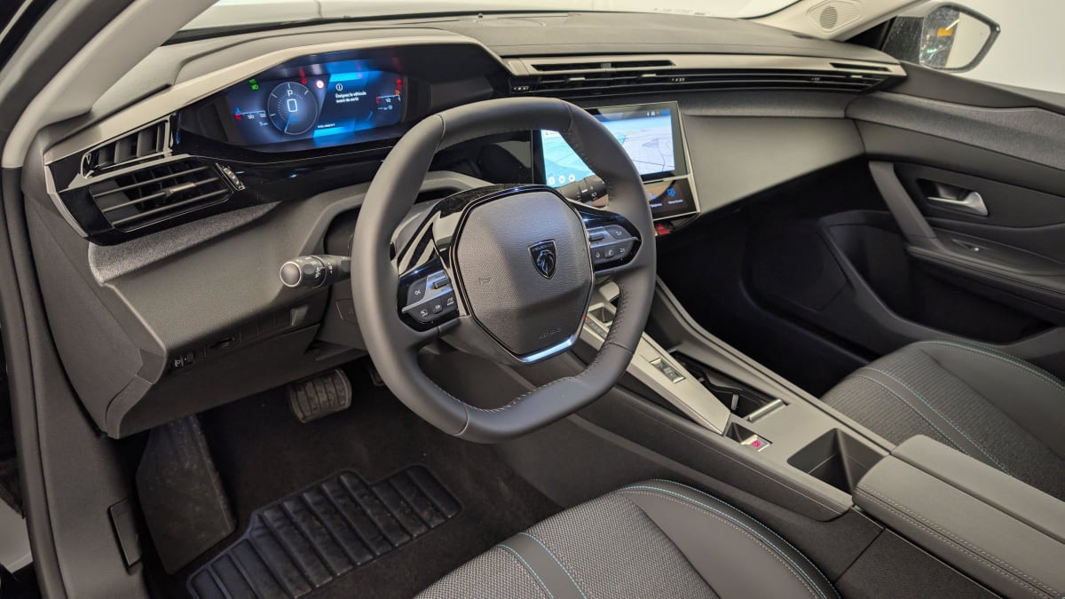 PEUGEOT 308 SW BlueHDi 130ch S S EAT8 Allure