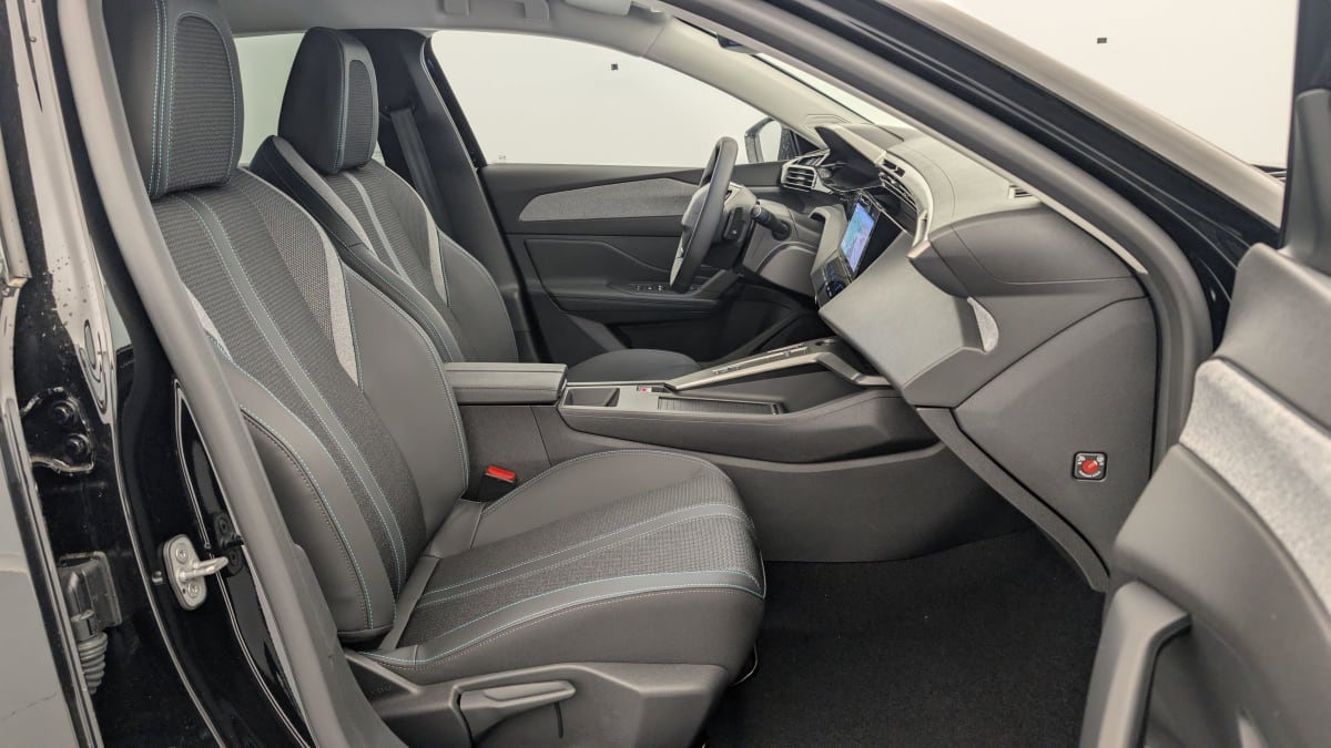 PEUGEOT 308 SW BlueHDi 130ch S S EAT8 Allure