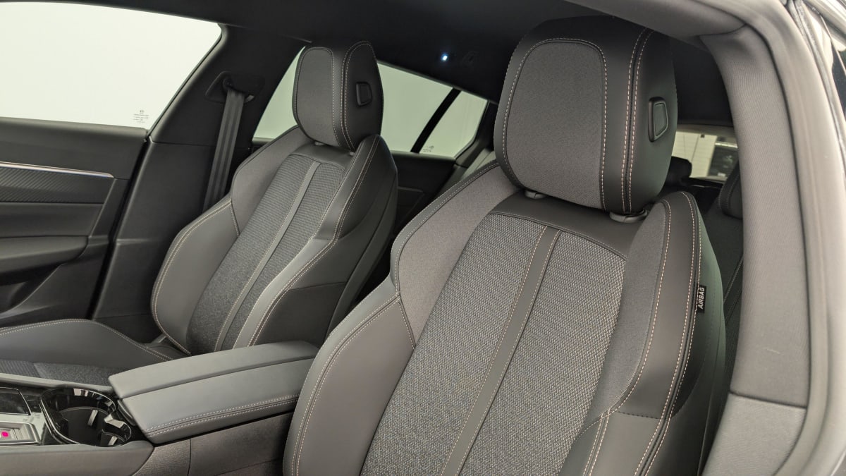 PEUGEOT 508 SW BlueHDi 130 ch S S EAT8 Allure