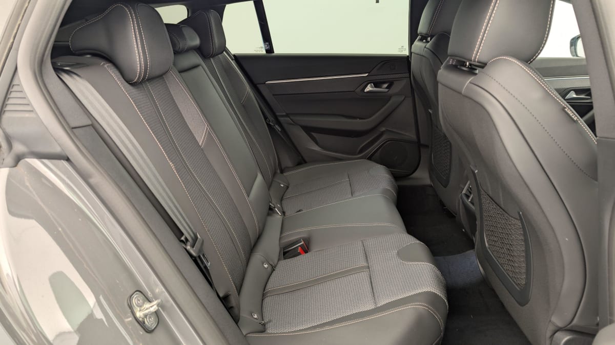 PEUGEOT 508 SW BlueHDi 130 ch S S EAT8 Allure