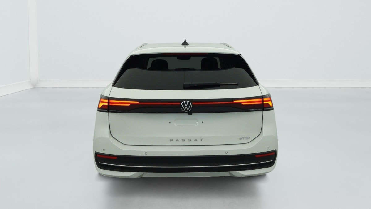 VOLKSWAGEN PASSAT SW NOUVELLE 1.5 ETSI OPF 150 DSG7 LIFE PLUS