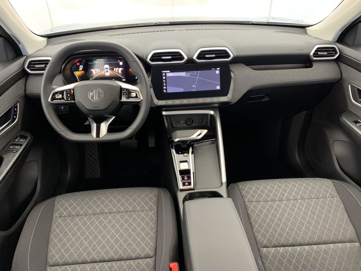 MG ZS 1.5 L Hybrid+ 197 ch Standard