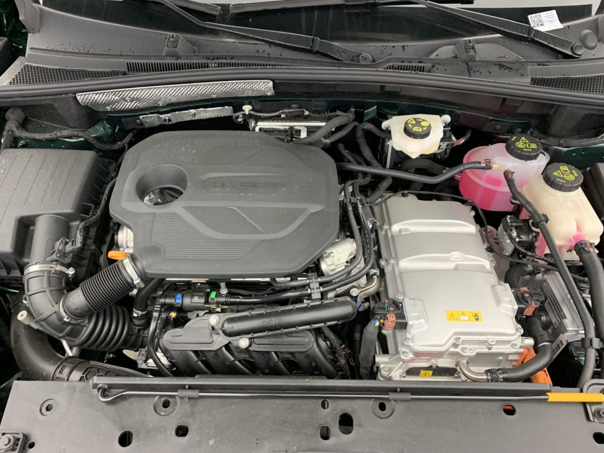 MG ZS 1.5 L Hybrid+ 197 ch Standard