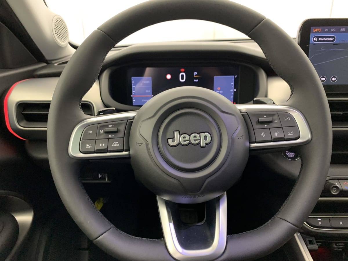 JEEP AVENGER 1.2 Turbo T3 110 ch e-Hybrid BVR6 Summit
