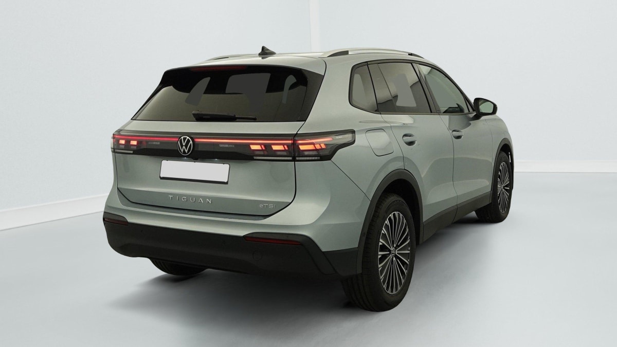 VOLKSWAGEN TIGUAN 1.5 eTSI 150CV DSG7 LIFE PLUS