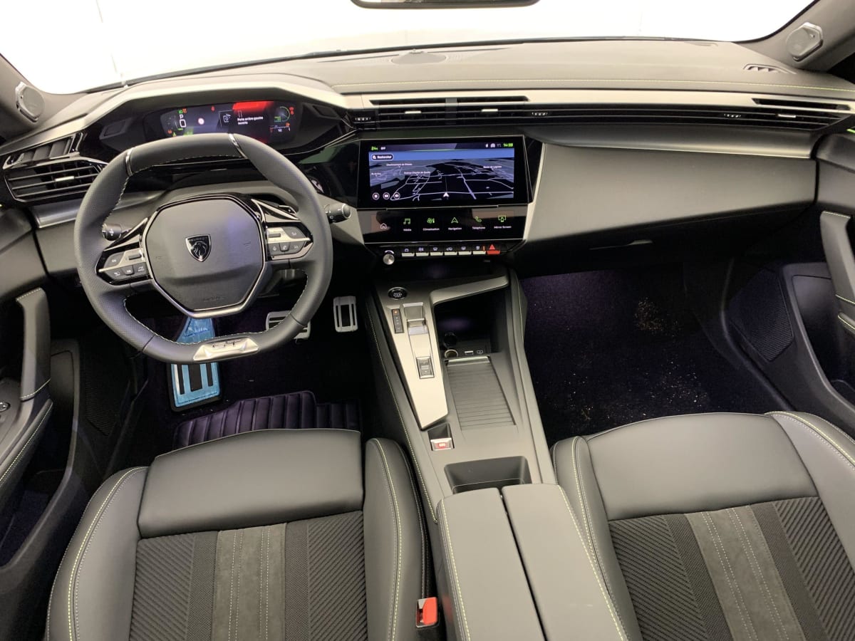 PEUGEOT 308 SW Hybrid 145 e-DCS6 GT
