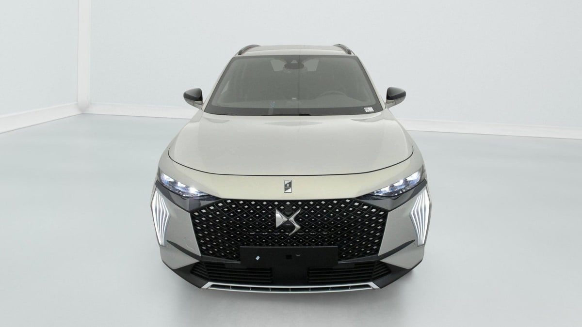 DS DS7 BlueHDi 130 EAT8 Pallas
