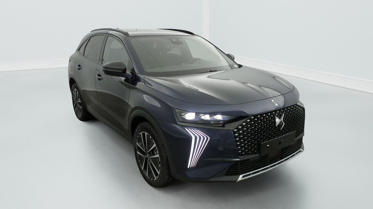 DS DS7 BlueHDi 130 EAT8 Pallas