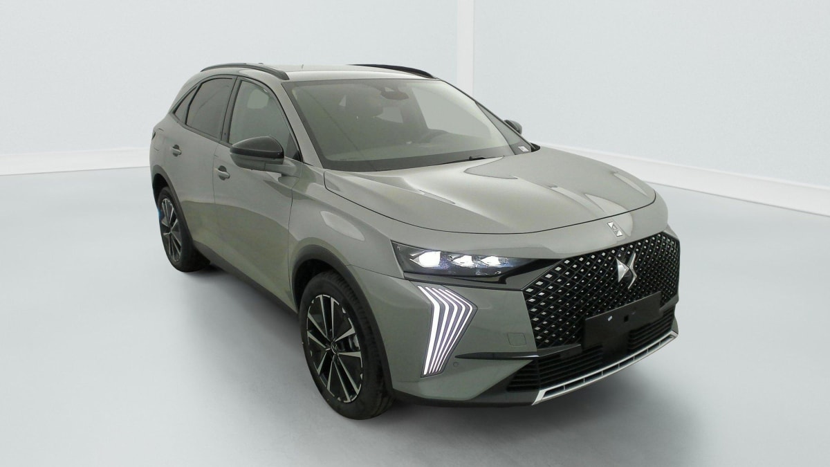 DS DS7 BlueHDi 130 EAT8 Pallas