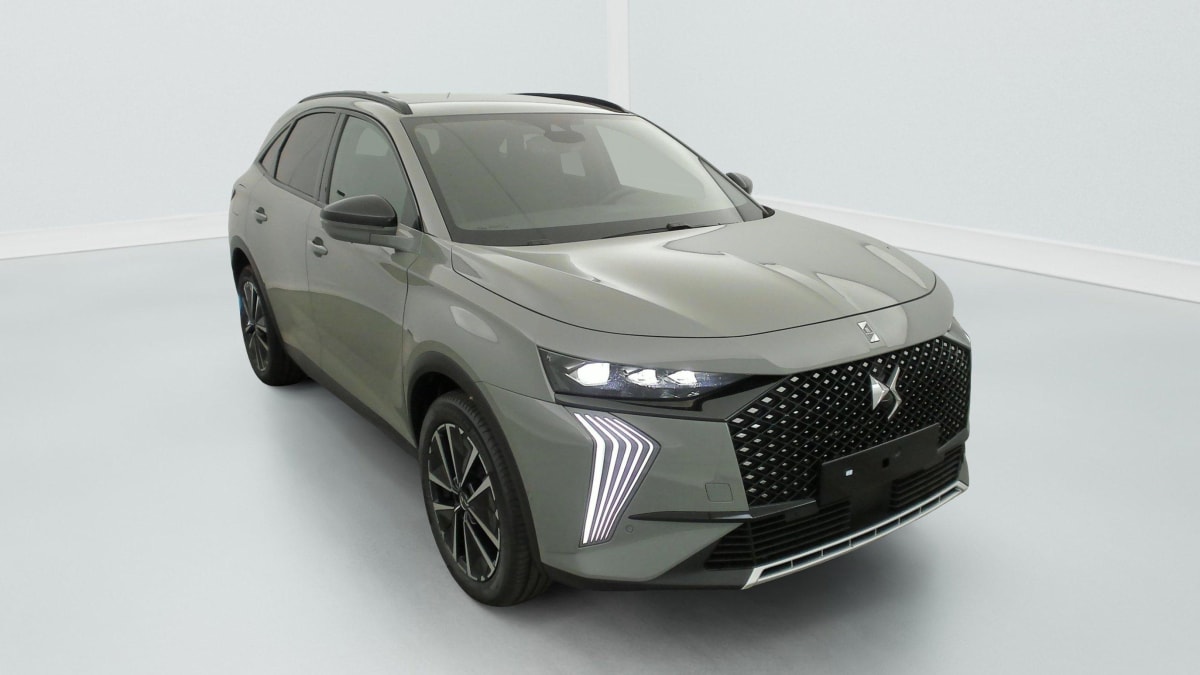 DS DS7 BlueHDi 130 EAT8 Pallas