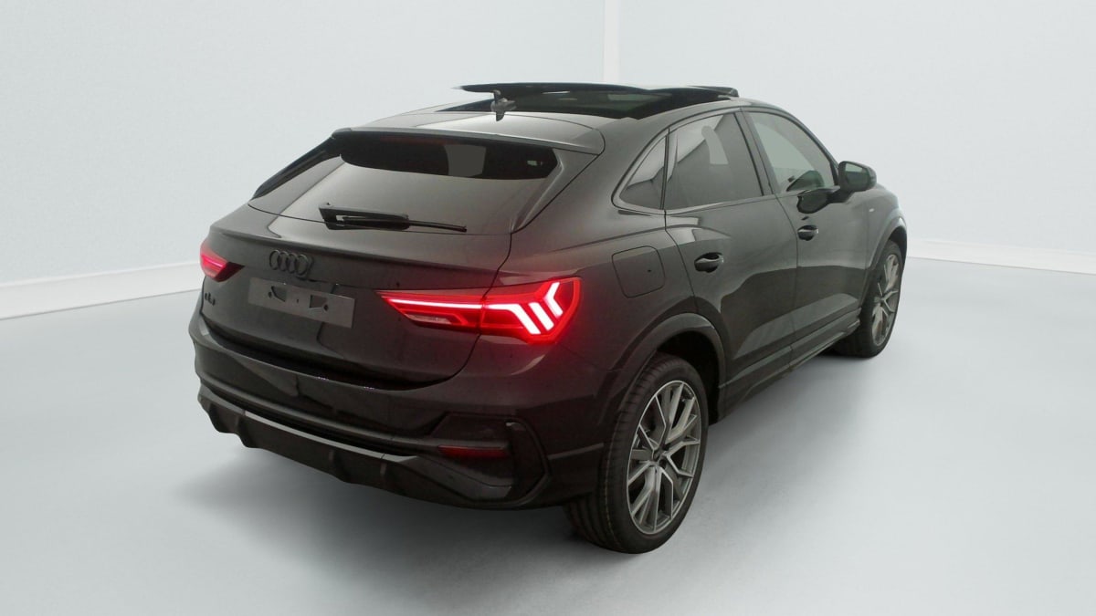 AUDI Q3 SPORTBACK 35 TDI 150 ch S tronic 7 S line plus