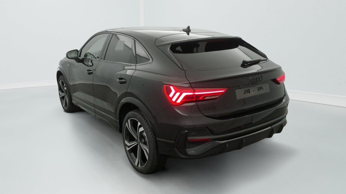 AUDI Q3 SPORTBACK 35 TDI 150 ch S tronic 7 S line plus