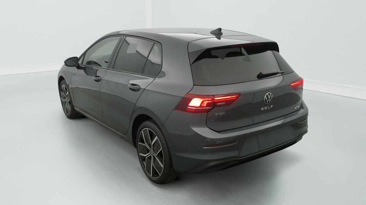 VOLKSWAGEN GOLF 1.5 eTSI EVO2 116 DSG7 Life Plus