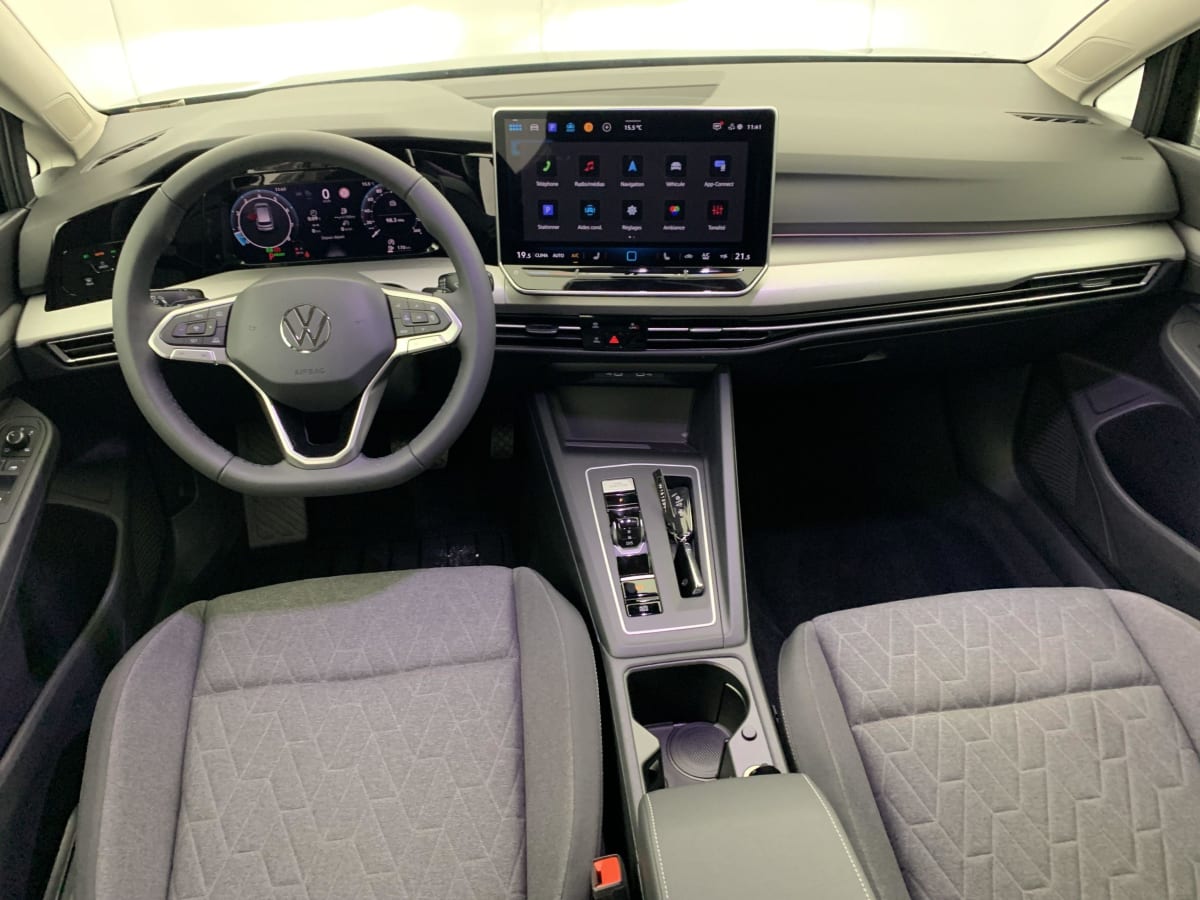 VOLKSWAGEN GOLF 1.5 eTSI EVO2 116 DSG7 Life Plus
