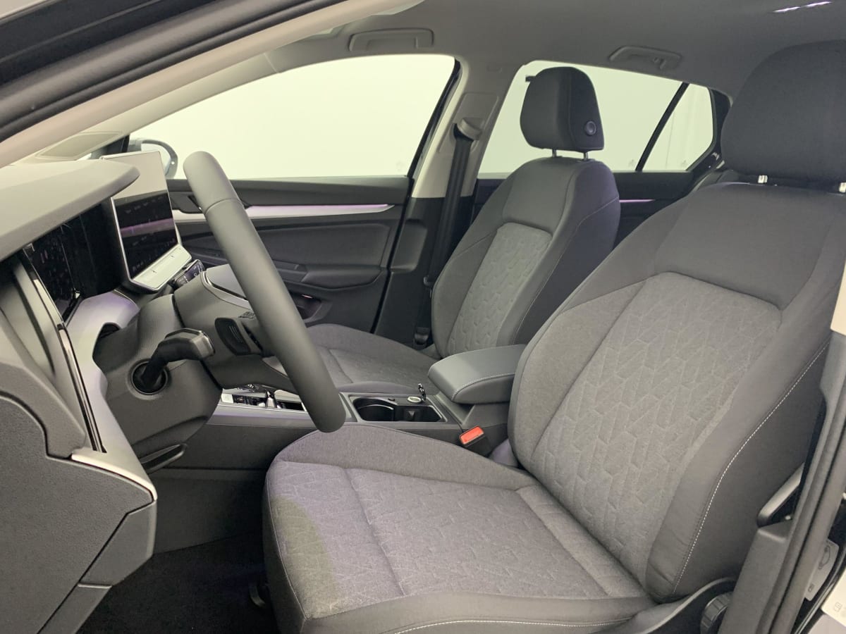 VOLKSWAGEN GOLF 1.5 eTSI EVO2 116 DSG7 Life Plus