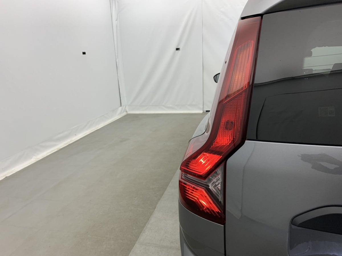DACIA JOGGER Hybrid 140 7 places GSR2 Extreme +