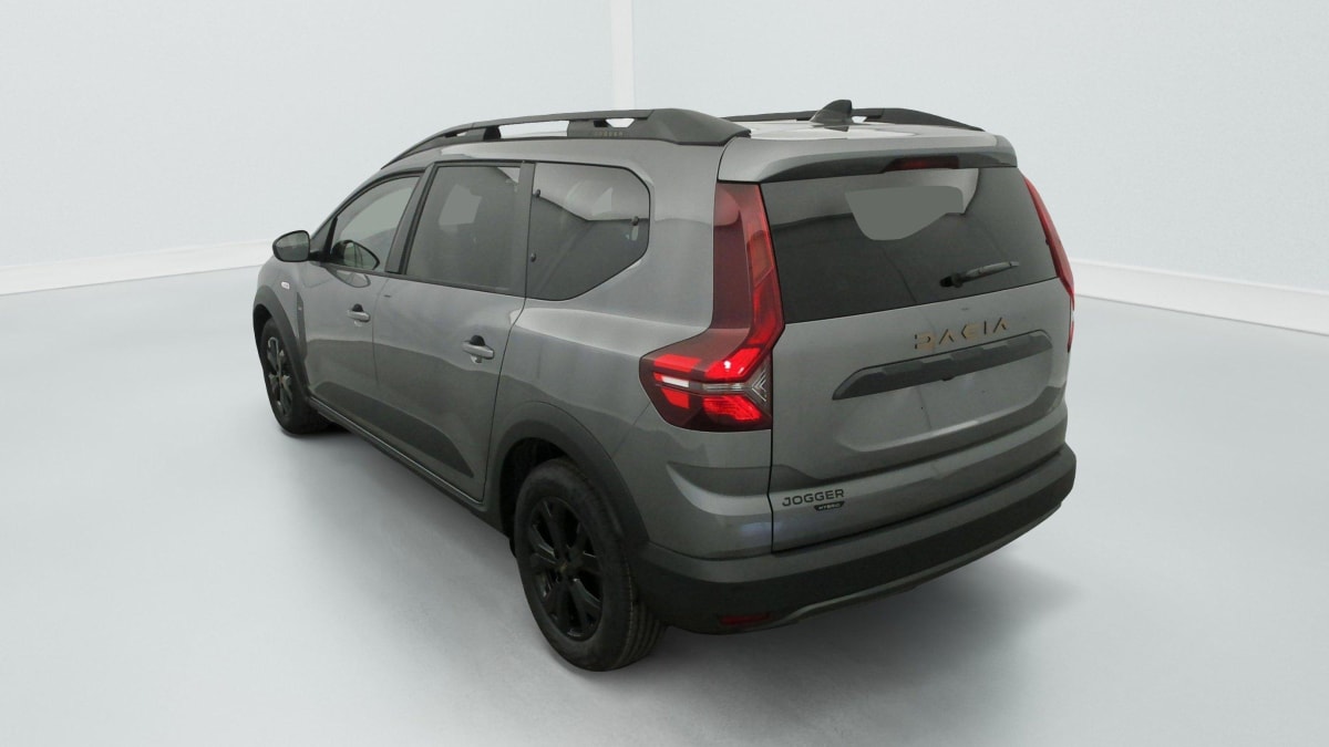 DACIA JOGGER Hybrid 140 7 places GSR2 Extreme +