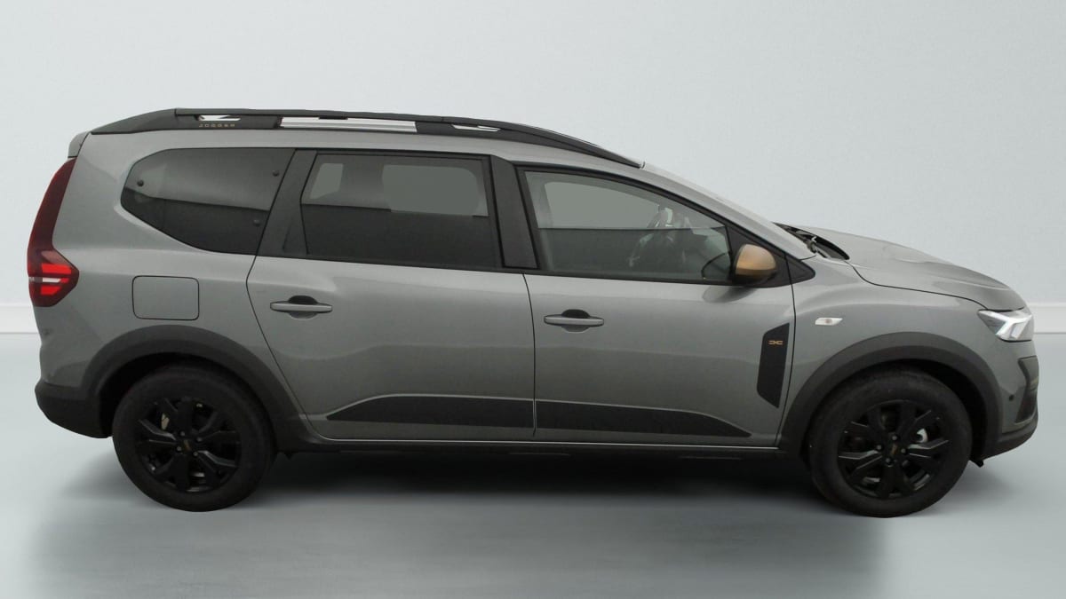 DACIA JOGGER Hybrid 140 7 places GSR2 Extreme +