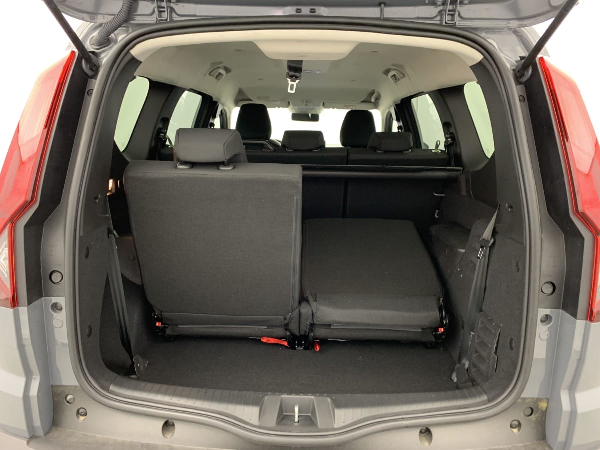 DACIA JOGGER Hybrid 140 7 places GSR2 Extreme +