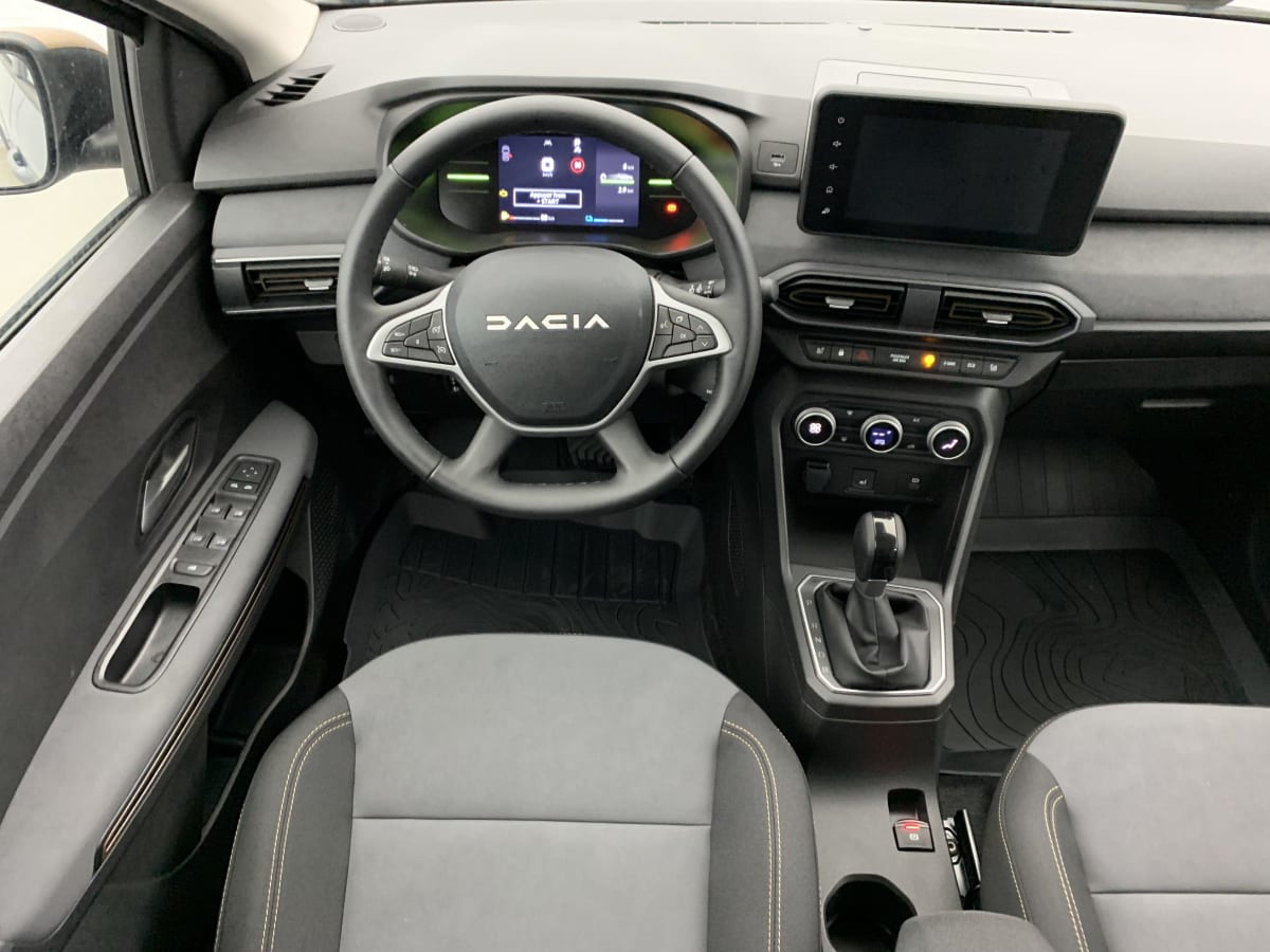 DACIA JOGGER Hybrid 140 7 places GSR2 Extreme +