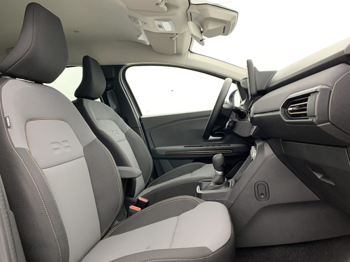 DACIA JOGGER Hybrid 140 7 places GSR2 Extreme +
