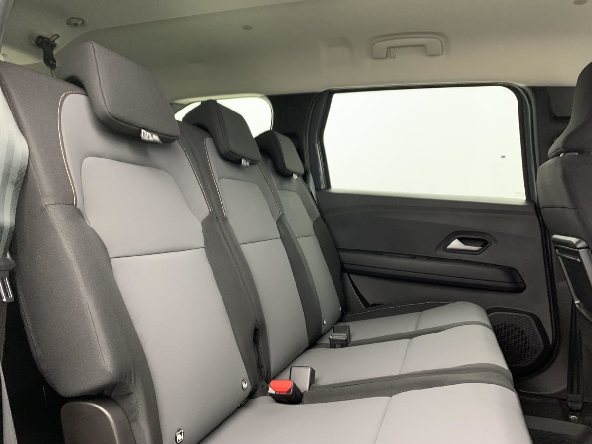 DACIA JOGGER Hybrid 140 7 places GSR2 Extreme +