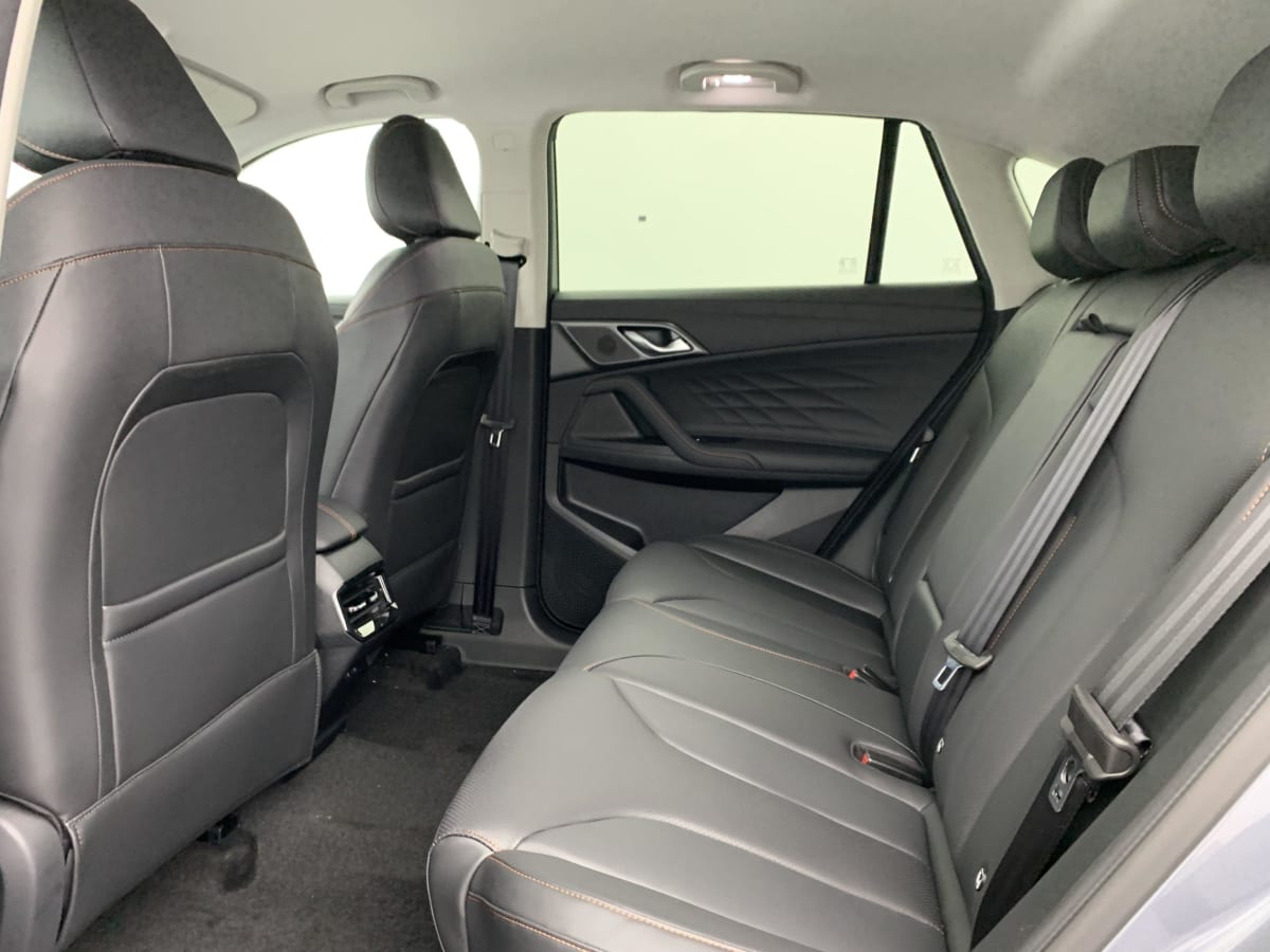 MG EHS 1.5T PHEV 272 ch Luxury