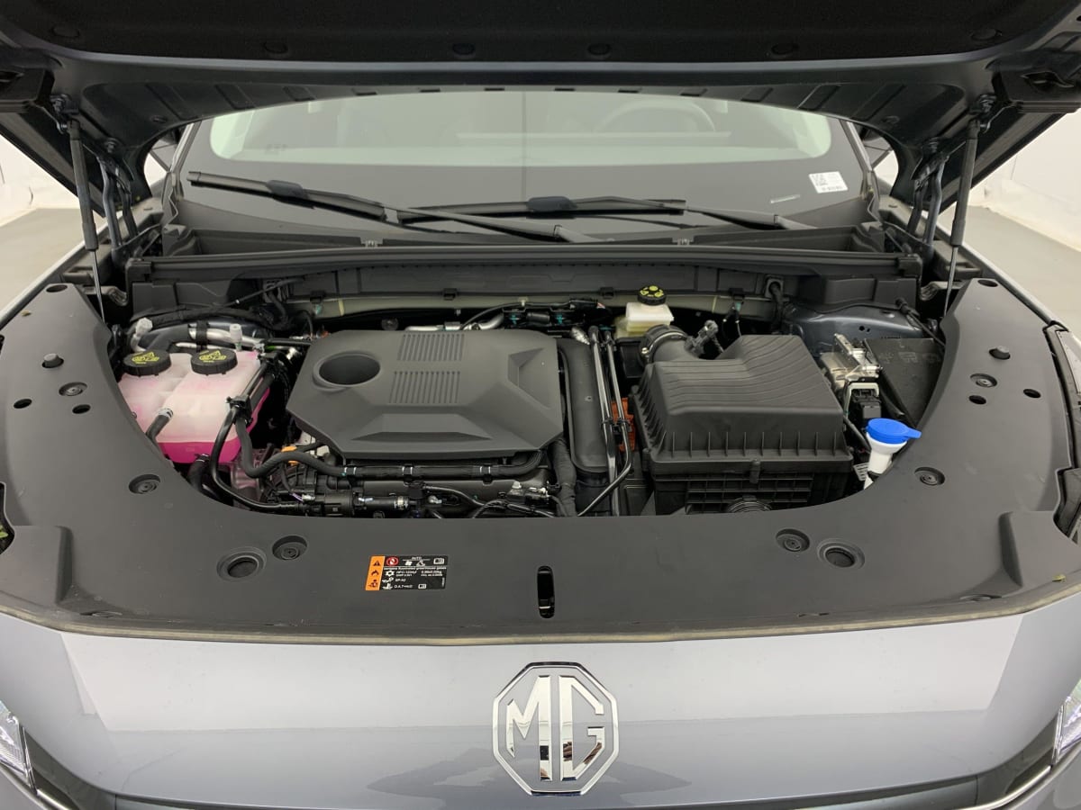 MG EHS 1.5T PHEV 272 ch Luxury