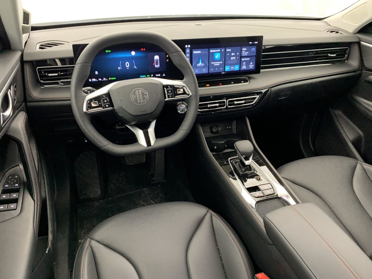 MG EHS 1.5T PHEV 272 ch Luxury