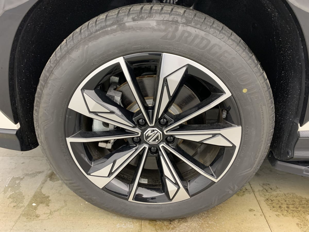 MG EHS 1.5T PHEV 272 ch Luxury