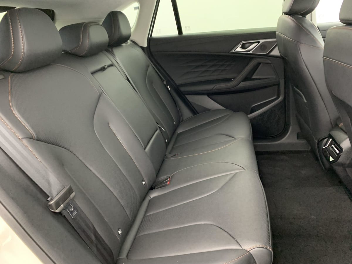 MG EHS 1.5T PHEV 272 ch Luxury