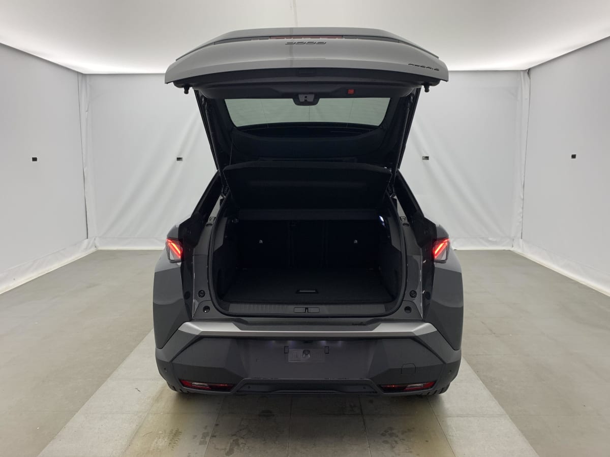 PEUGEOT 3008 Hybrid 145 e-DCS6 GT