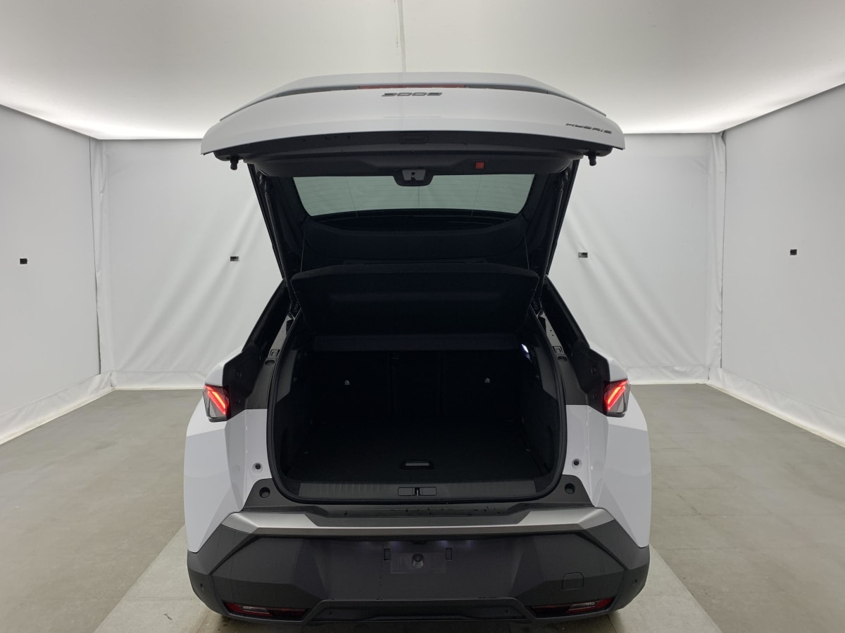 PEUGEOT 3008 Hybrid 145 e-DCS6 GT