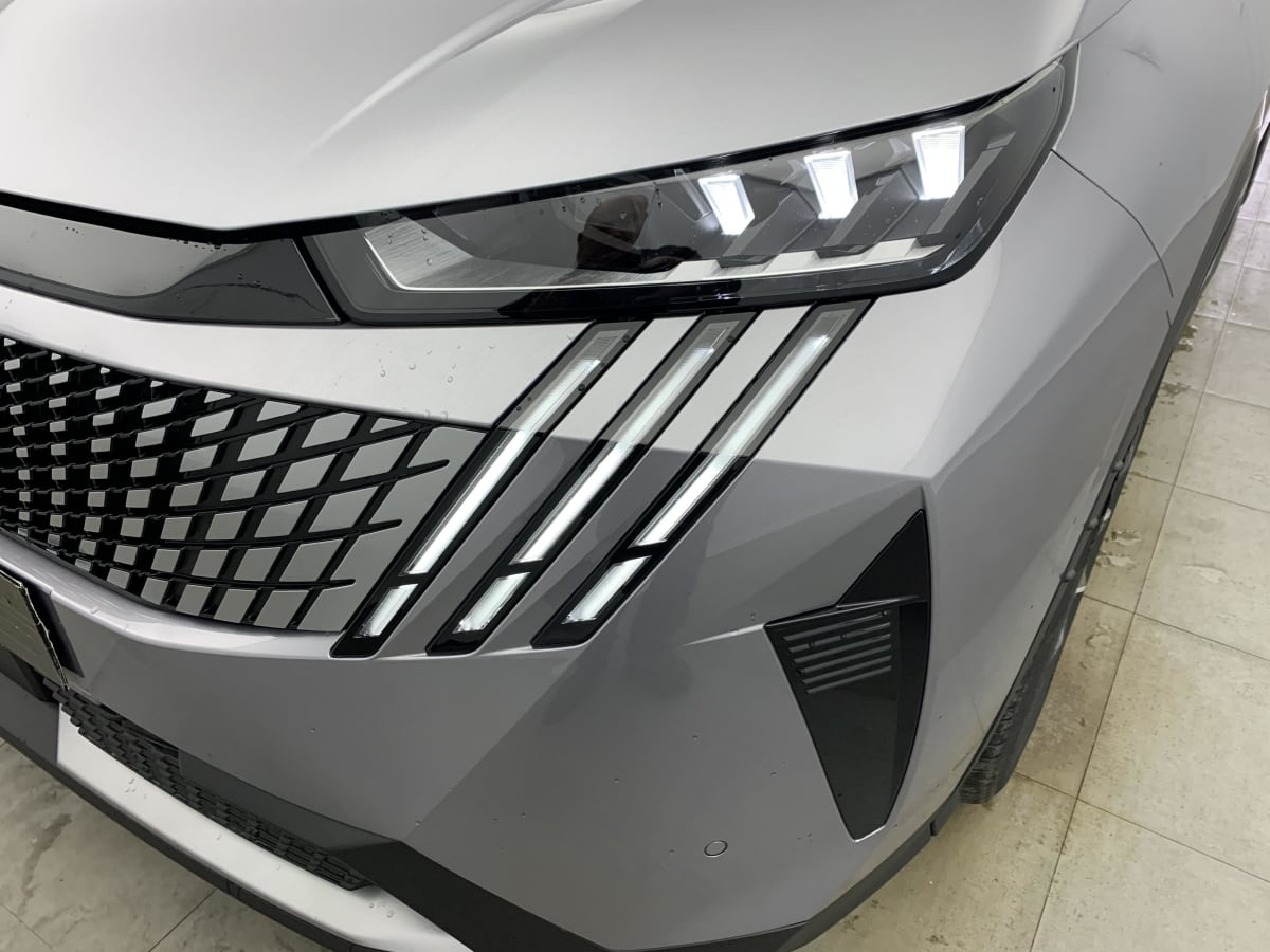 PEUGEOT 3008 Hybrid 145 e-DCS6 GT