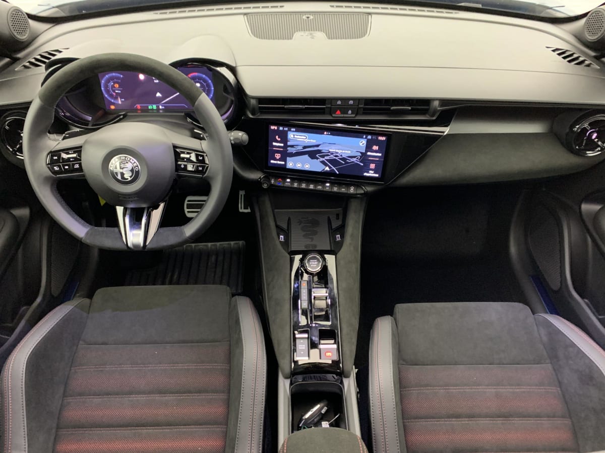 ALFA ROMEO JUNIOR 1.2 Ibrida 145 ch eDCT6 Speciale