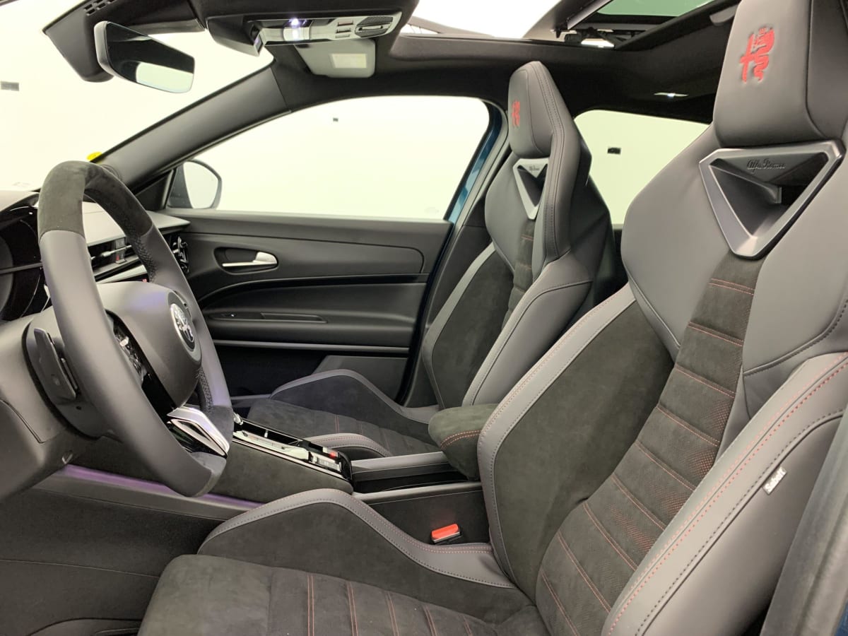 ALFA ROMEO JUNIOR 1.2 Ibrida 145 ch eDCT6 Speciale