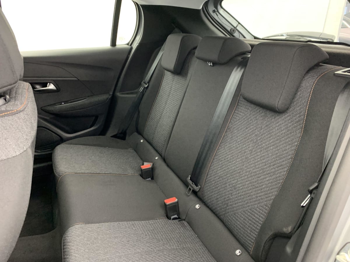 PEUGEOT 208 Hybrid 100 e-DCS6 Style