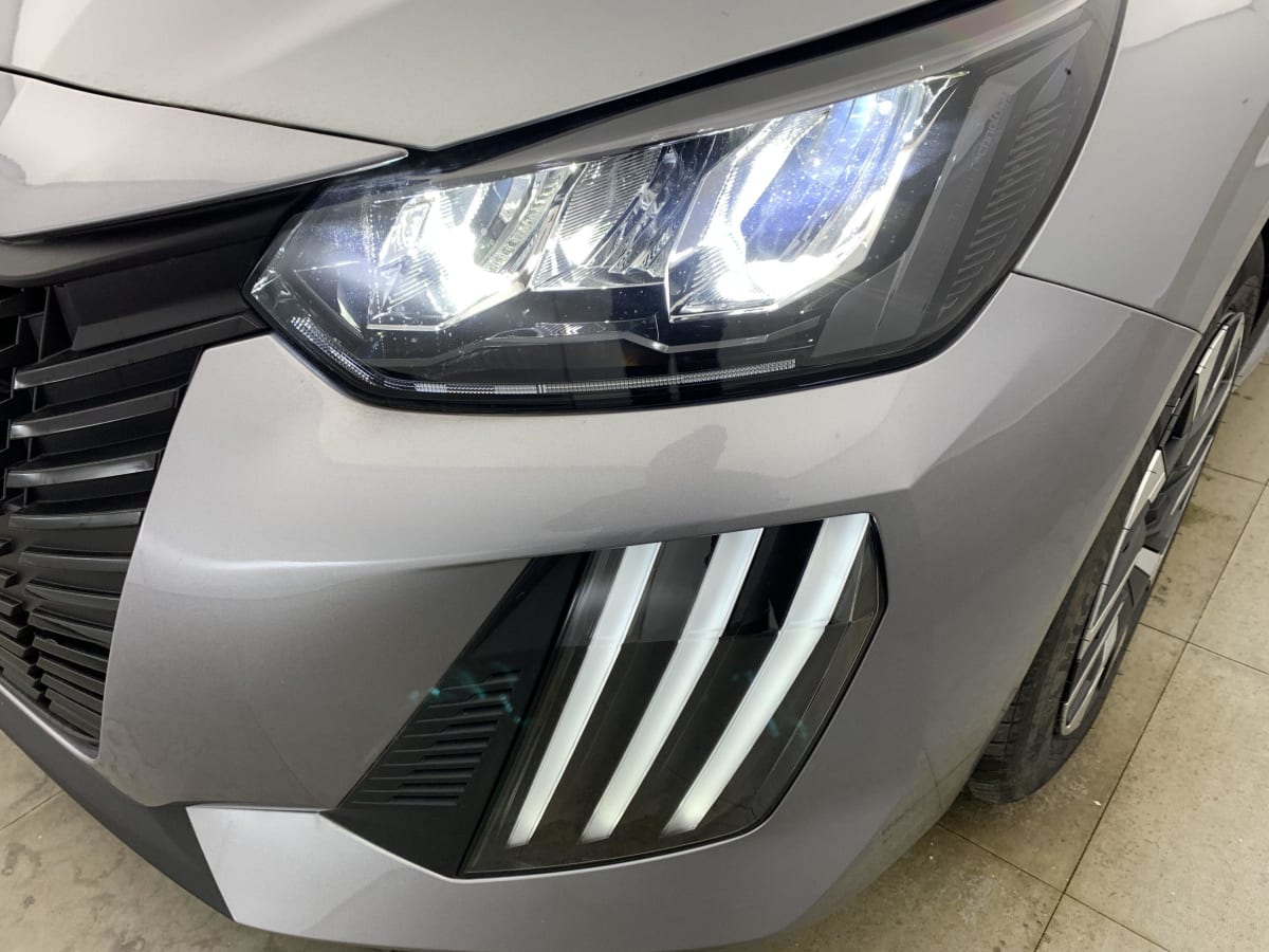 PEUGEOT 208 Hybrid 100 e-DCS6 Style