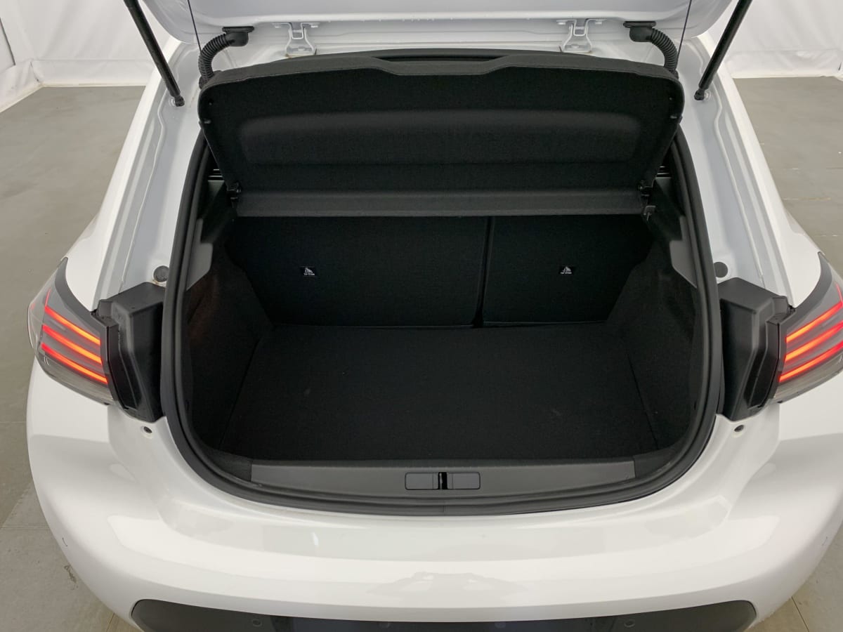 PEUGEOT 208 Hybrid 100 e-DCS6 Style