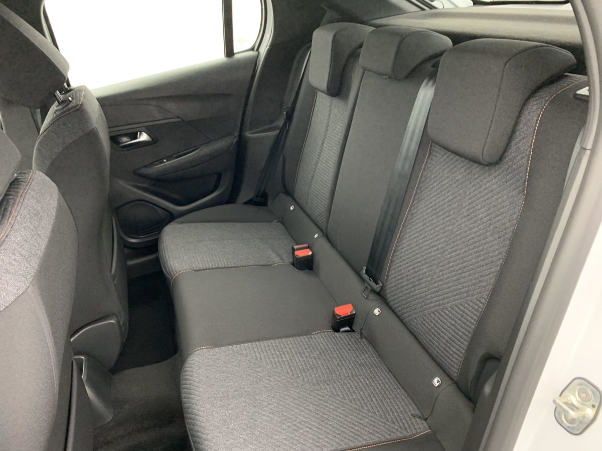 PEUGEOT 208 Hybrid 100 e-DCS6 Style