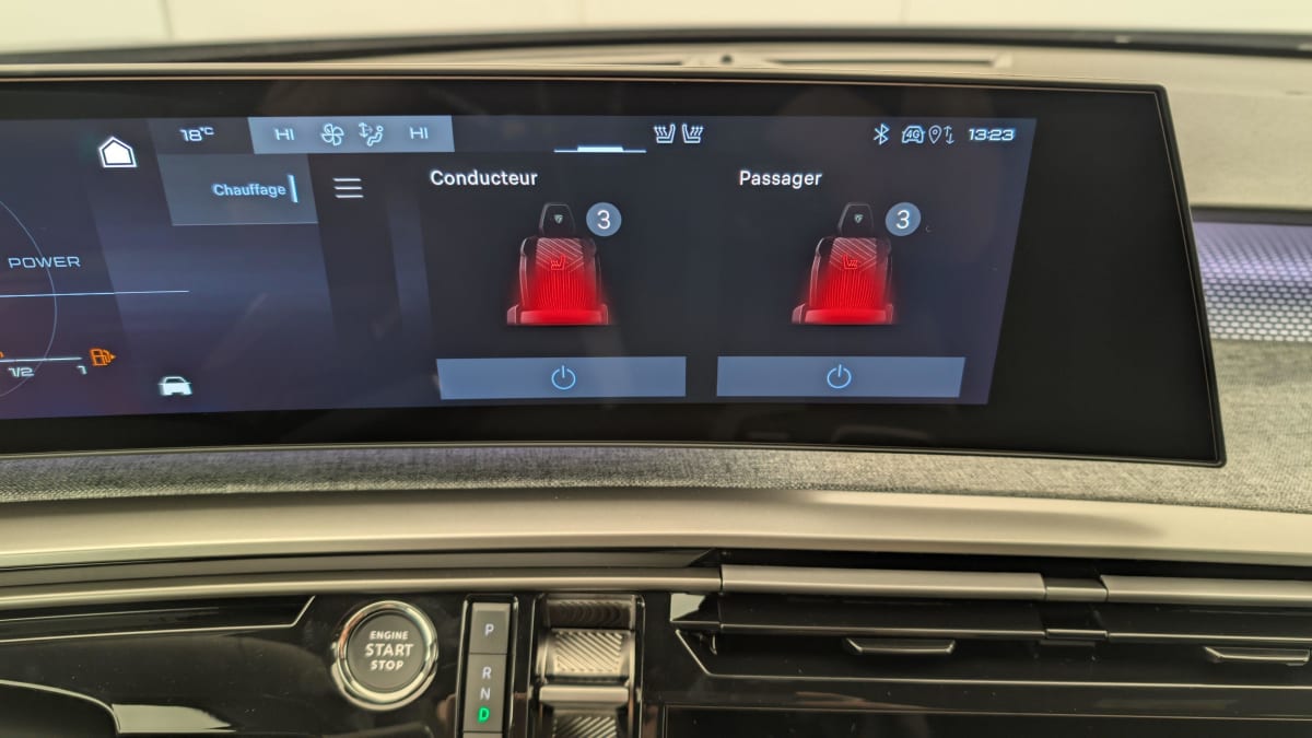 PEUGEOT 5008 Hybrid 145 e-DCS6 GT