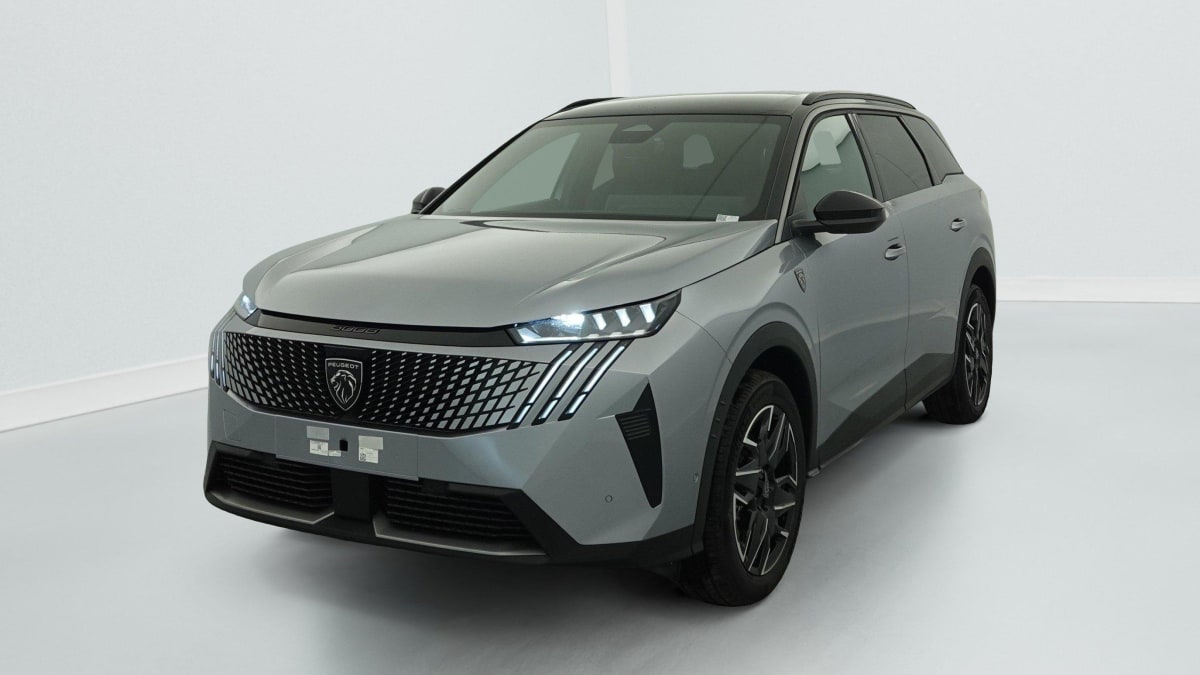 PEUGEOT 5008 Hybrid 145 e-DCS6 GT