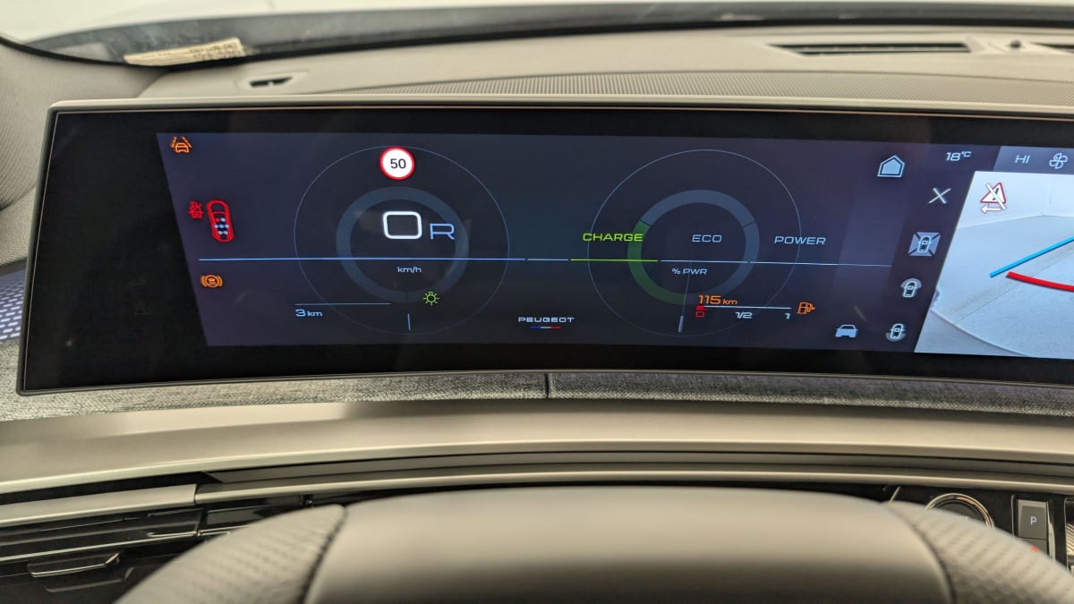 PEUGEOT 5008 Hybrid 145 e-DCS6 GT
