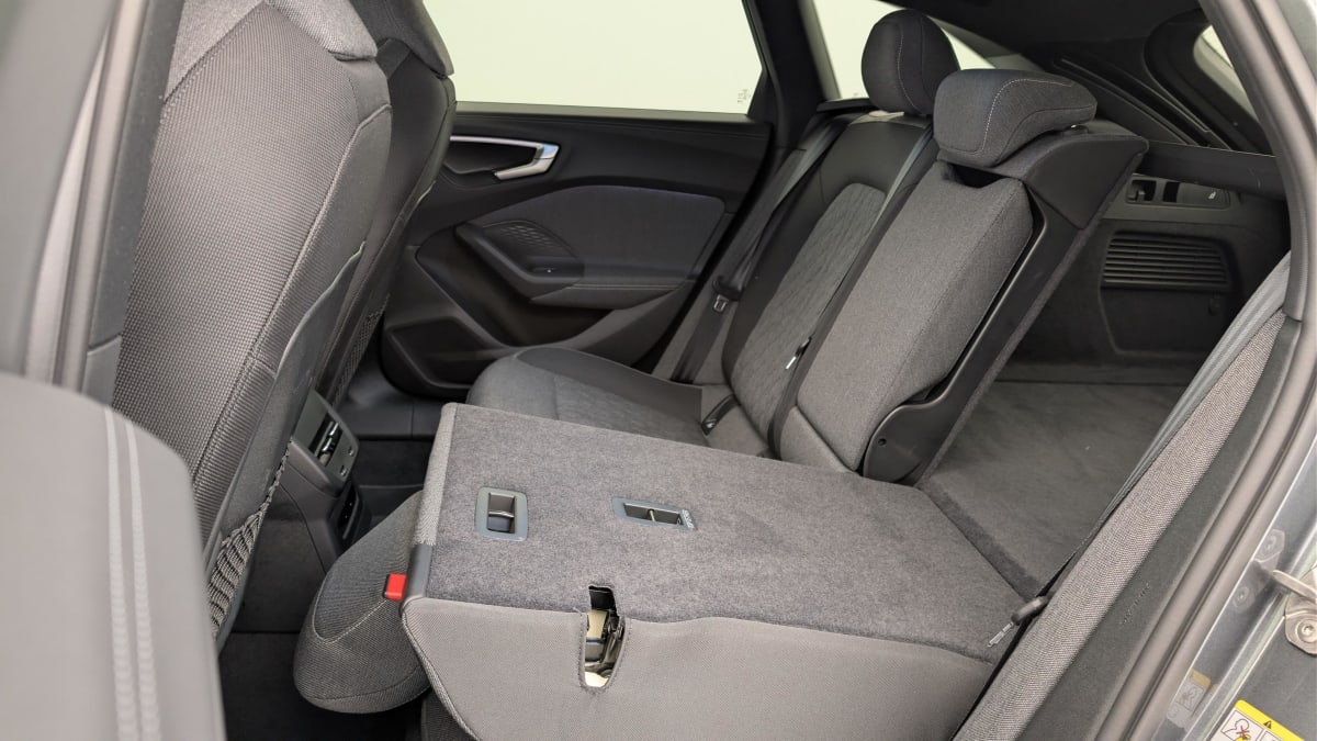 AUDI A5 AVANT TDI Hybride 204 ch S tronic 7 S line