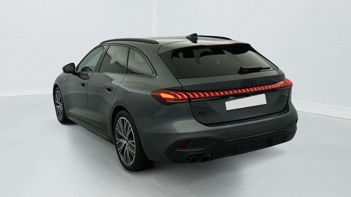 AUDI A5 AVANT TDI Hybride 204 ch S tronic 7 S line