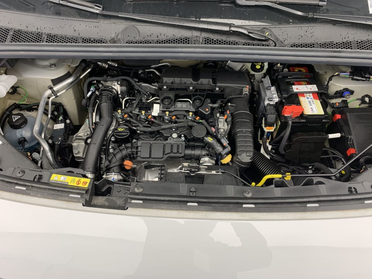 PEUGEOT PARTNER M 650 KG BLUEHDI 130 S S EAT8