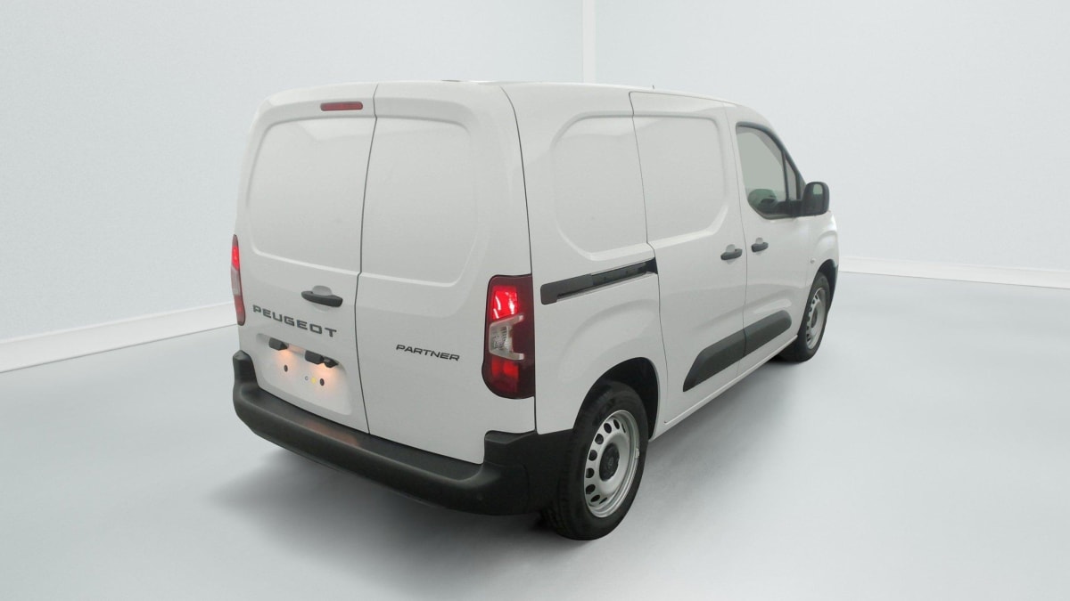 PEUGEOT PARTNER M 650 KG BLUEHDI 130 S S EAT8
