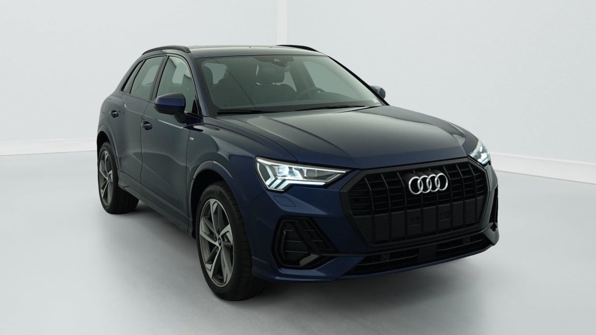 AUDI Q3 35 TDI 150 CH S TRONIC 7 S LINE