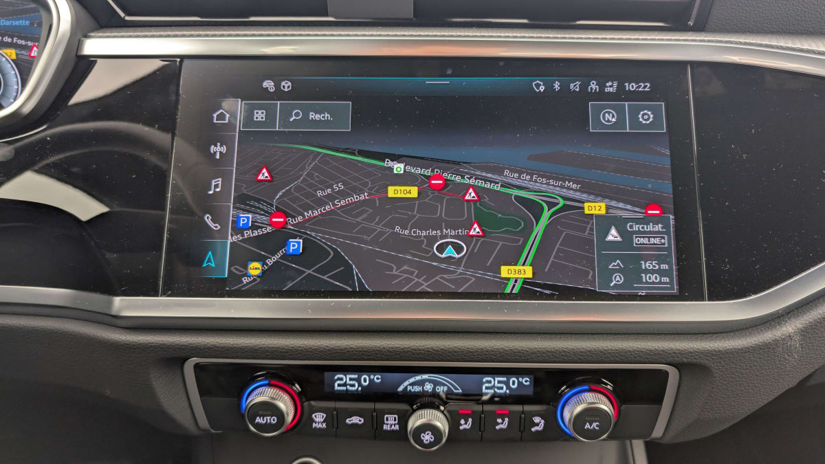 AUDI Q3 35 TDI 150 CH S TRONIC 7 S LINE