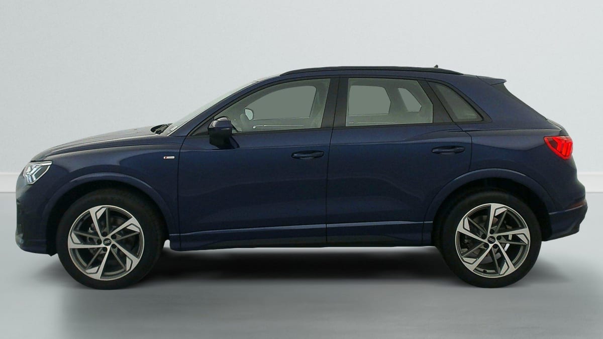 AUDI Q3 35 TDI 150 CH S TRONIC 7 S LINE